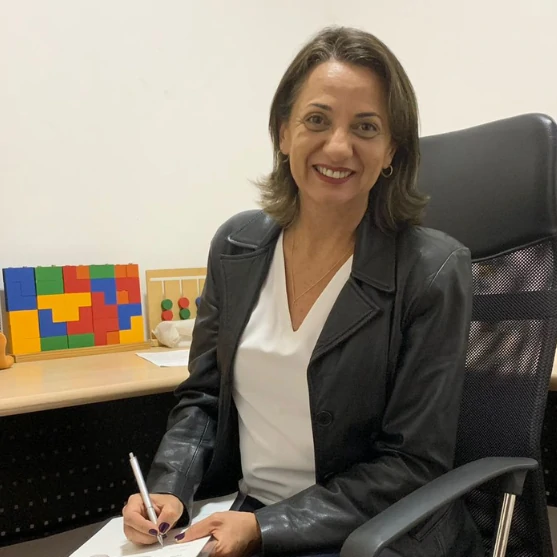 Claudia Dorneles Psicopedagoga